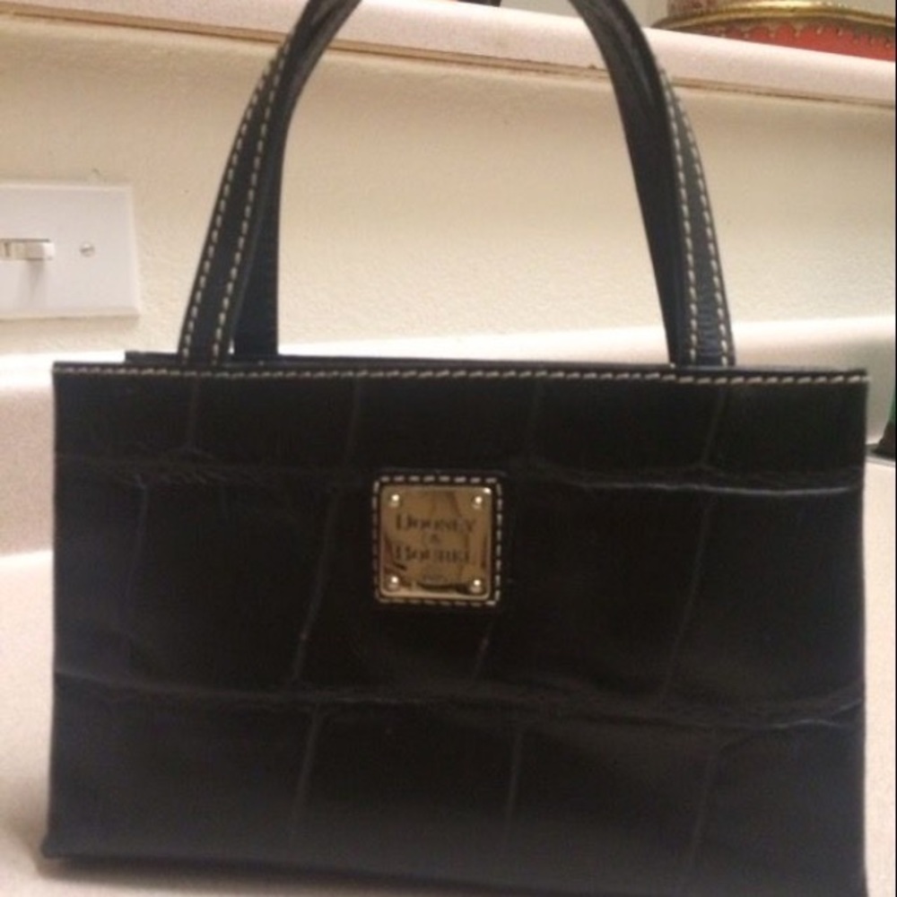 New Dooney & Bourke tiny East/West purse